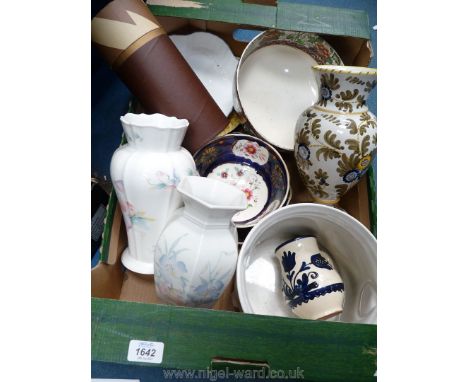 A Royal Winton vase, Royal Worcester forget-me-not flower shaped bowl, floral jardiniere, Aynsley vase, Royal Doulton bowl et
