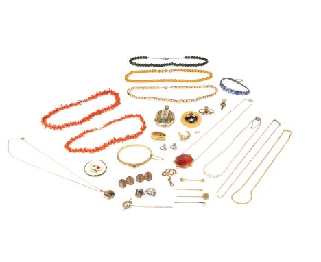 A collection of jewellery and costume items, comprising an agate pendant, on trace-link chain, a Victorian gilt metal stone s