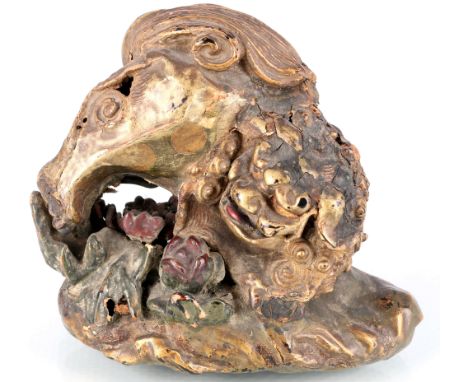Japan 19. Jahrhundert Netsuke Pappmaschee Katabori Shishi auf Lotusblüten, japanese netsuke paper mache,Pappmaschee, Japan 19