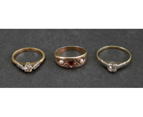 An 18ct gold and platinum single stone diamond ring, the brilliant-cut diamond approximately 0.20ct, claw-set with circular-c