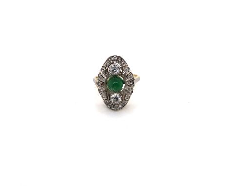 AN ART DECO STYLE CABOCHON EMERALD AND DIAMOND PANEL RING. UNHALLMARKED AND ASSESSED AS 14ct YELLOW GOLD WITH A PLATINUM OVER