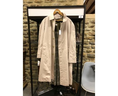 A VINTAGE BURBERRYS TRENCH COAT PRESTWOOD STYLE, 52 REGULAR, WITH A SEPARATE BURBERRYS TILDON PATTERN DETACHABLE LINER. 