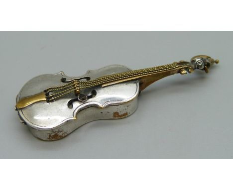 A novelty patch box in the form of a violin, 56mm 