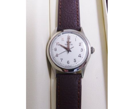 VINTAGE WATCH. Vintage Swiss Mariun stainless steel mechanical wristwatch with white dial