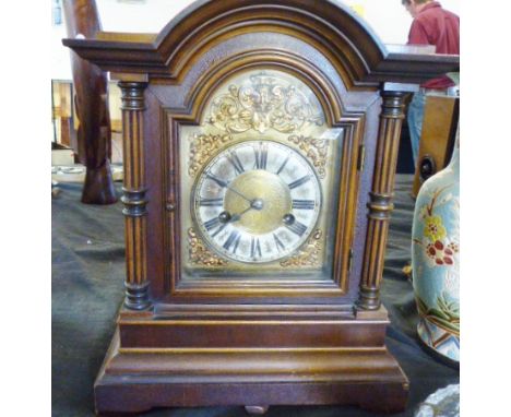CHIMING MANTEL CLOCK. Chiming mantel clock with gilt and ormolu face