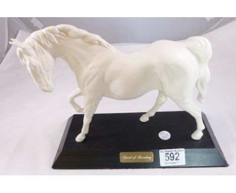 BESWICK HORSE. Beswick Spirit Of Freedom horse on plinth, L ~ 26cm