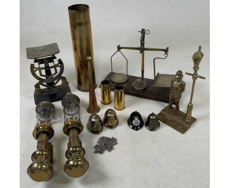 A group of brass and copper items, to include a pair of reproduction GWR carriage lights, a large brass shell casing 35 cm an