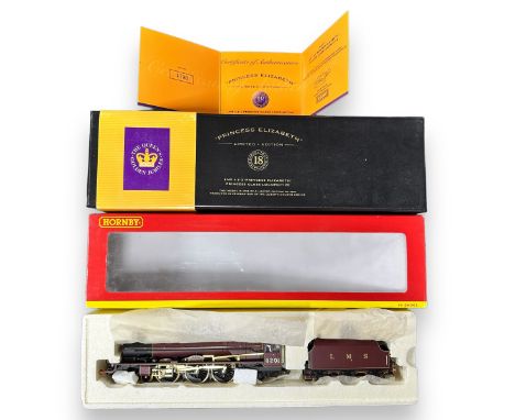 Hornby LMS maroon 6201 Princess Elizabeth 4-6-2 locomotive and tender No. R.2215, limited edition gold-plated to celebrate Th