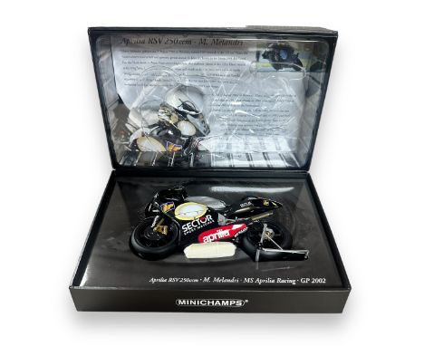 Minichamps 1/12th scale 2002 Aprilia RSV 250 M Melandri No. 122 020003 (Classic Bike series No. 46), generally excellent in e