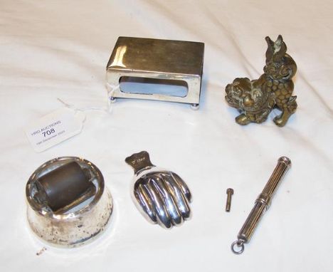 Silver tea caddy spoon, vesta case
