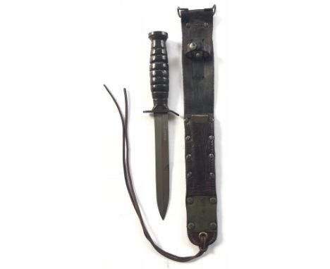 American M3 Combat Trench Knife by Imperial with M6 Scabbard Scarce example, the 17cm, single edged blade with back edge shar