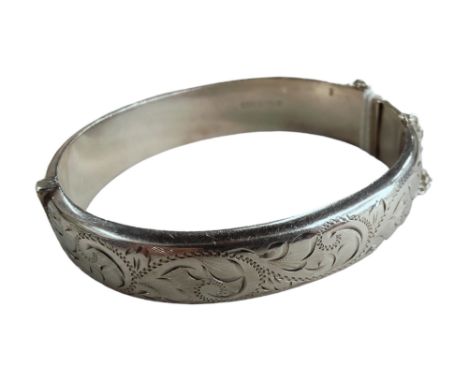ANTIQUE SILVER BANGLE 