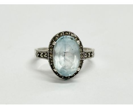 A Luke Stockley silver ring. 925. 3.79 grams. Size N.
