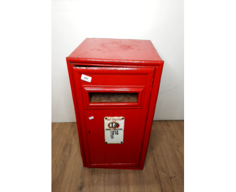 VINTAGE CAST IRON ORIGINAL POST BOX
