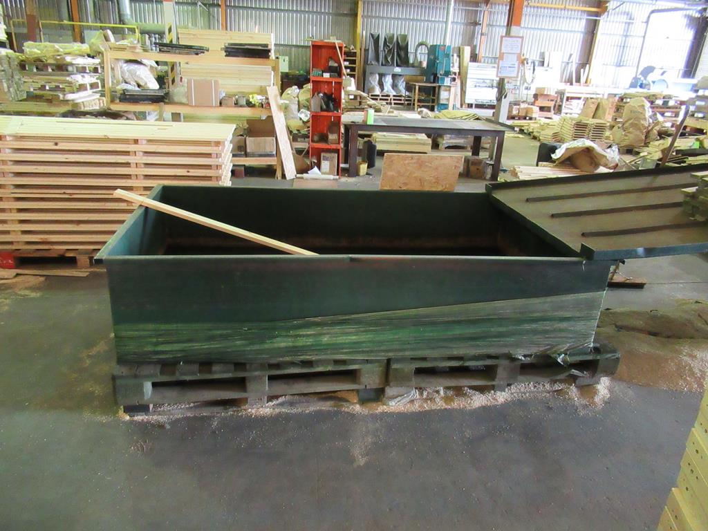 Paint Dipping Tank with the Lid Approx Dims 1300mm x 2200mm x 500mm