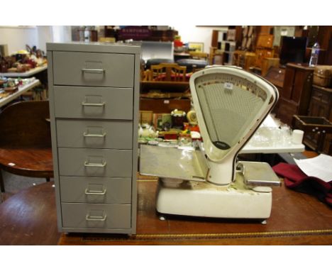 A set of Avery shop counter weighing scales; a small metal 6 drawer filing cabinet (2)