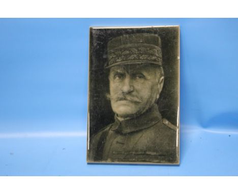 A GEORGE CARTLIDGE PICTURE PORTRAIT CERAMIC TILE OF FRENCH GENERAL FERDINAND FOCH MADE BY J. H. BARRATT & CO. LTD. OF STOKE-O