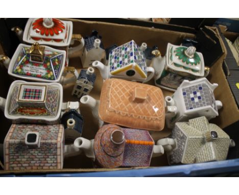 A TRAY OF MAINLY SADLER TEAPOTS (NOT INCLUDING TRAY)Condition Report:  The teapots all have surface grime and dirt.  Minor li