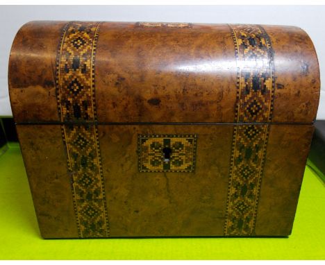 VICTORIAN WALNUT TUNBRIDGE AND INLAID DOME TOP TEA CADDY 17.5cm W
