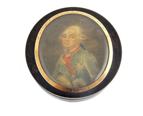 19th century French gold mounted circular tortoiseshell snuff box, the cover and base inset portrait miniatures on silk depic