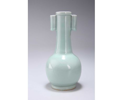 A LARGE CHINESE CELADON ARROWHEAD BOTTLE VASE with large crackle glaze, the pronounced rim above twin arrow slots, the taperi