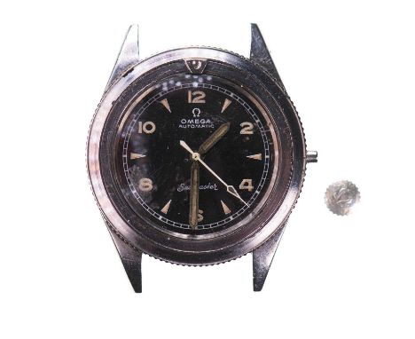 A GENTS STEEL OMEGA SEAMASTER WATCH HEAD circular black dial signed Omega Seamaster, with alternate arabic and arrow indices,