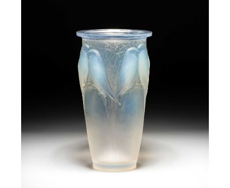 RENÉ LALIQUE (FRENCH, 1860-1945), A LARGE 'CEYLAN' VASE, DESIGNED 1924 opalescent glass, press-moulded, frosted and polished 