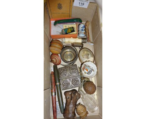 Assorted items and jewellery including miniature Ronald Chesney harmonica, niello type bangle, antique parasol handle, tiny b