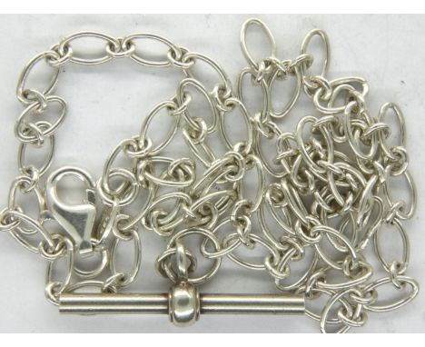 925 silver T-bar neck chain, L: 44 cm, 9g. P&amp;P Group 1 (£14+VAT for the first lot and £1+VAT for subsequent lots) 