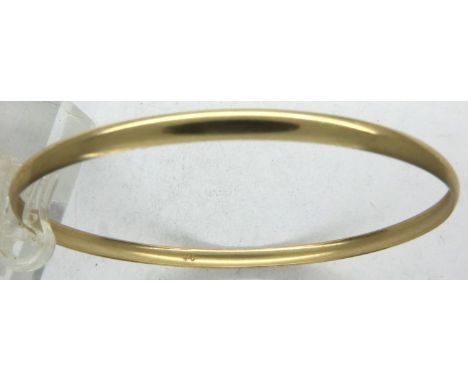 9ct gold bangle, D: 65 mm, 3.6g. P&amp;P Group 1 (£14+VAT for the first lot and £1+VAT for subsequent lots) 
