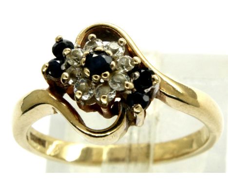 9ct gold sapphire and white topaz set daisy ring, size M/N, 3.0g. P&amp;P Group 1 (£14+VAT for the first lot and £1+VAT for s