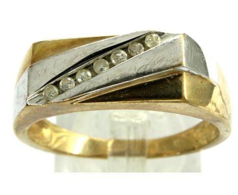 9ct gold channel set diamond ring, size Z+1, 5.1g. P&amp;P Group 1 (£14+VAT for the first lot and £1+VAT for subsequent lots)