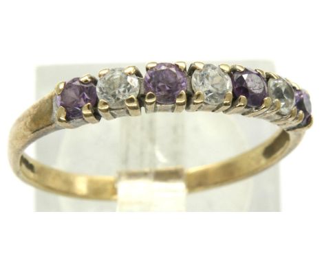 9ct gold stone set half eternity ring, size P/Q, 1.5g. P&amp;P Group 1 (£14+VAT for the first lot and £1+VAT for subsequent l