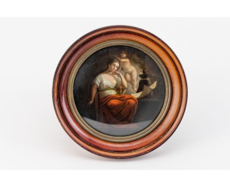 18./19. Jh.  Tempera. Klassizistische Darstellung der Dichterin Sappho mit  nacktem Cupido. Runder Bildausschnitt. ø 9 cm. R.