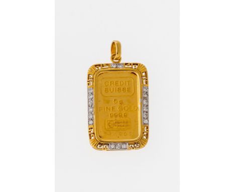 Ein Goldbarren der Credit Suisse, 5 g fine gold, 999,9. Essayeur  Fondeur, Nr. 251902. Gefasst in einem Rahmen aus 585er GG m