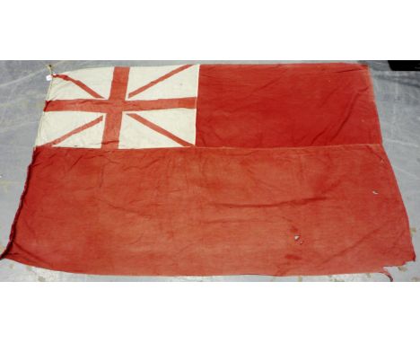 Red and white British Naval ensign. P&amp;P Group 1 (£14+VAT for the first lot and £1+VAT for subsequent lots) 