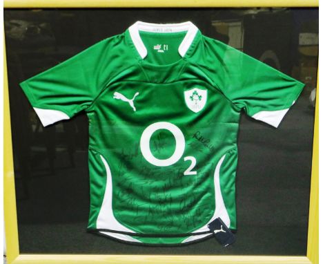 Framed IRFU green Puma shirt, O2, signed by the 2010 team, 103 x 89 cm. P&amp;P Group 1 (£14+VAT for the first lot and £1+VAT