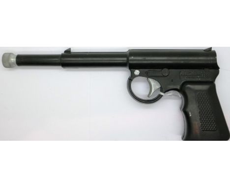 TJ Harrington &amp; Son GAT air pistol, made in England. P&amp;P Group 2 (£18+VAT for the first lot and £3+VAT for subsequent