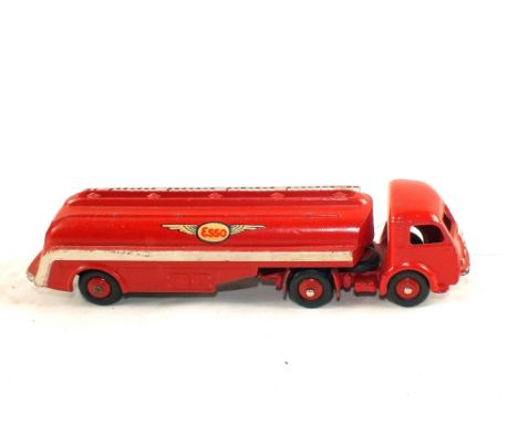 A French Dinky 32C Panhard Titan coder tanker, Esso