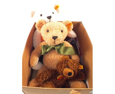 Three Steiff bears, 664625 cream, 663604 tan and small brown