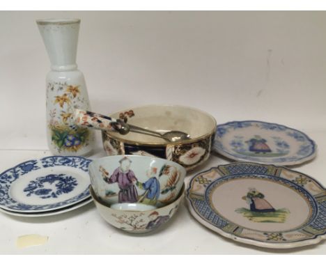 Two late 18th century Chinese export porcelain vases two Quimper plates a Victorian glass vase and other oddments (a lot)