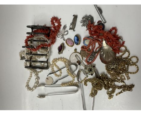 A small Collection of vintage costume jewellery etc.