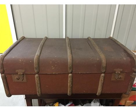 1940s travelling trunk