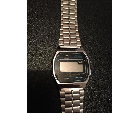 Casio digital watch (not tested)