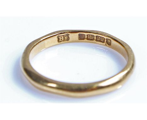 22 carat gold wedding band, 2.4 grams, ring size I