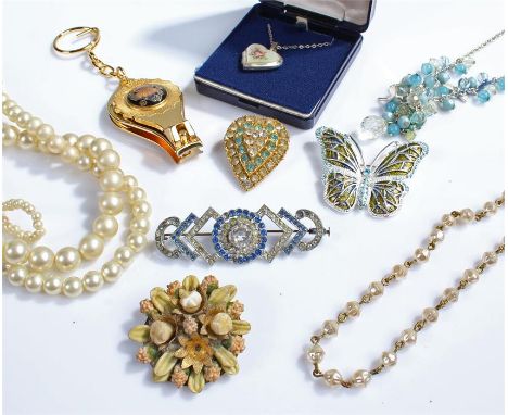 Mixed lot of costume jewellery comprising of four necklaces, four brooches and one key ring, (Qty)