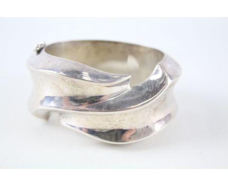 Sterling Silver Modernist Chunky Wave Design Bangle 87g