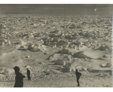HURLEY (FRANK)A good collection of 20 views from Shackleton's Imperial Trans-Antarctic Expedition, including including images