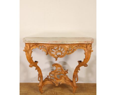 Frankrijk, lindenhouten console, Rococo, 18e eeuw, met marmeren blad [1] br. 110, h. 82 en d. 54 cm 