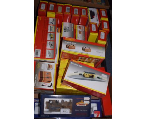 A Bachmann Branch-Line 00 gauge locomotive, 0-6-0, 8750 Pannier Tank, 32-202A, Hornby and other rolling stock, accessories, s